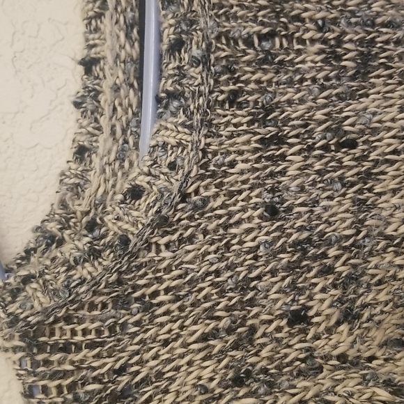 Sweater - Picture 3 of 3